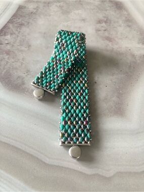 ✨Shimmering Turquoise Handmade Beaded Bracelet with Designer Clasp✨
